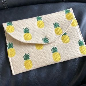 PINEAPPLE CLUTCH 🍍🍍